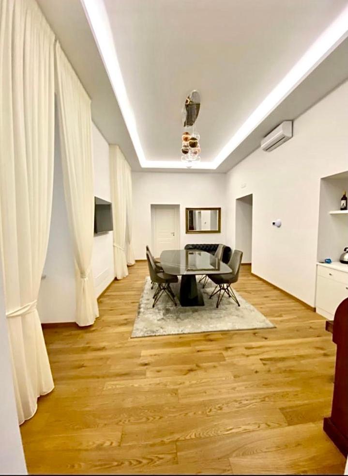 Downtown Napoli b&b Zewnętrze zdjęcie